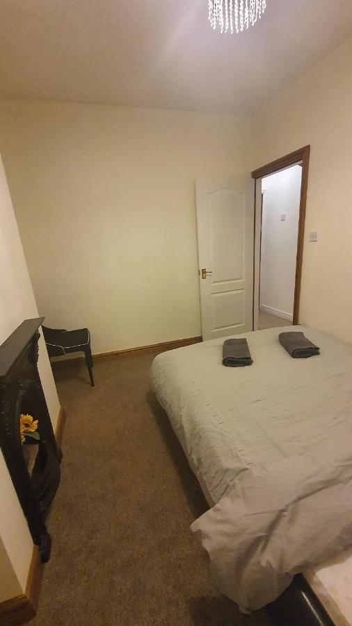 Spacious 2 Bedroom In Apartamento Birmingam